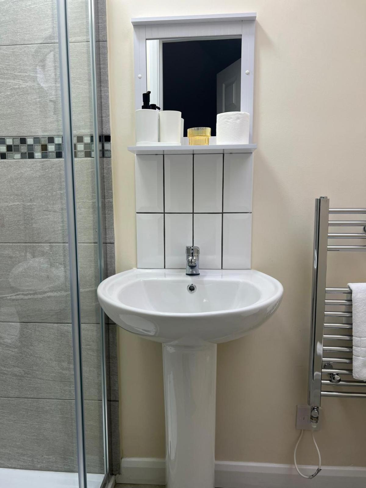 Modern Apartment Free Off Road Parking 2X Double Rooms Suite 11 Nottingham Kültér fotó
